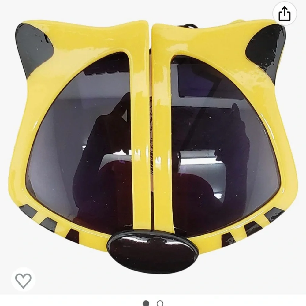 Kids Raccoon sun glasses. Free with any kid/ Toddler purchase.